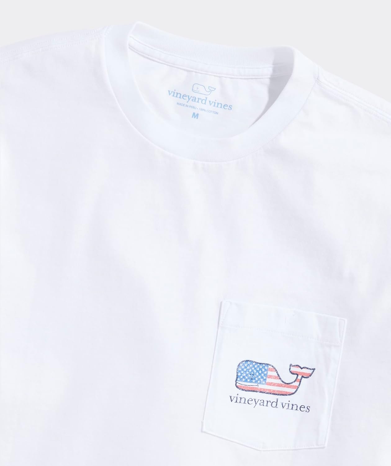 vineyard vines Men's Flag Whale Short Sleeve Pocket Tee