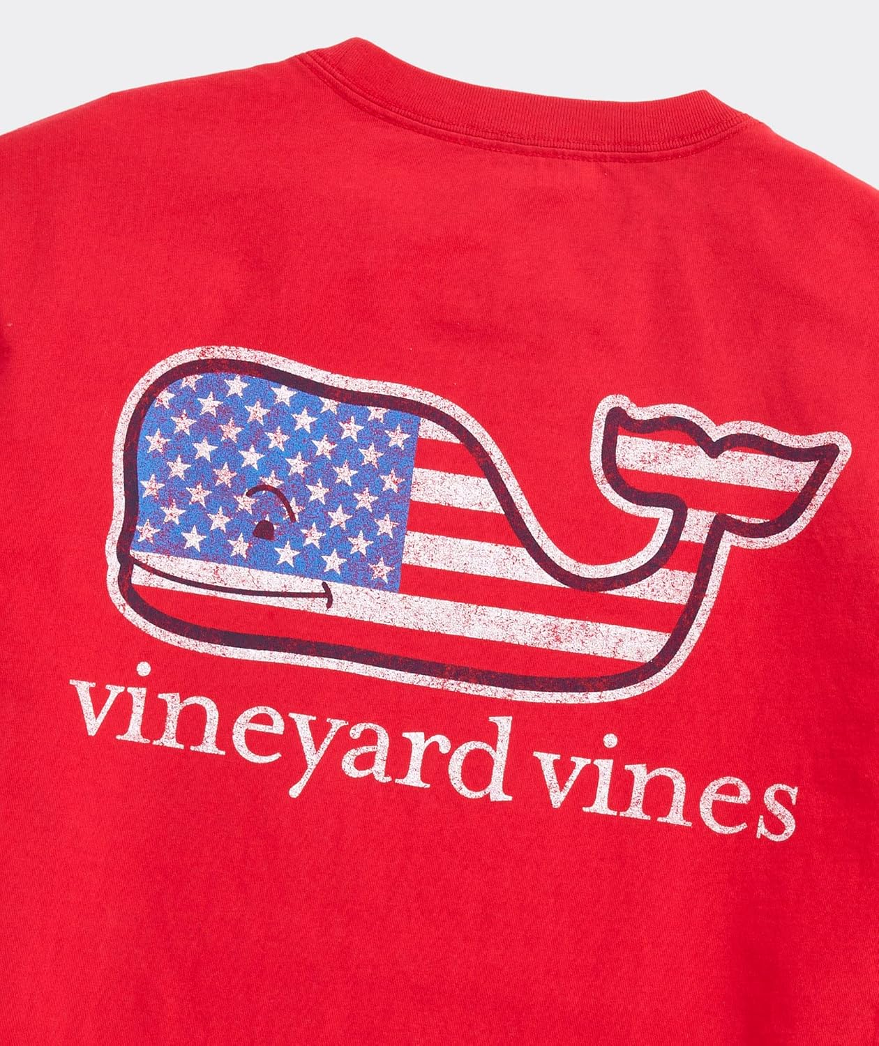 vineyard vines Men's Flag Whale Short Sleeve Pocket Tee