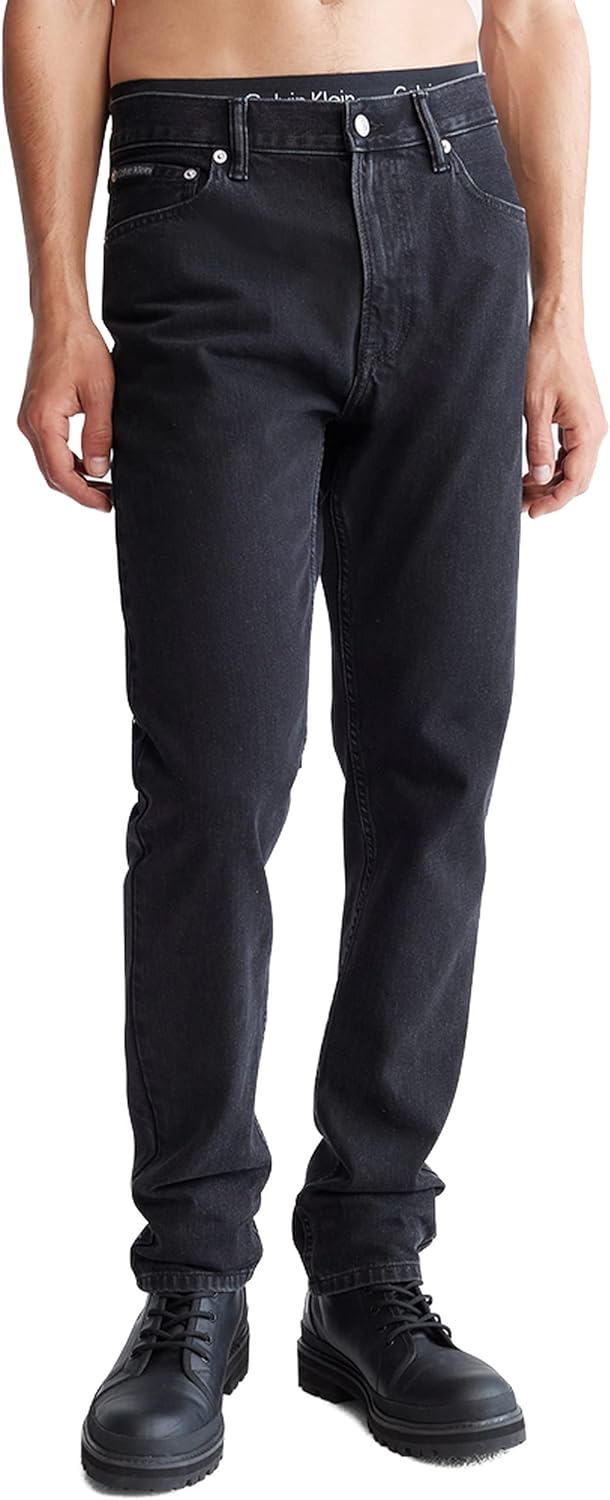 Calvin Klein Men's Straight Fit Jeans